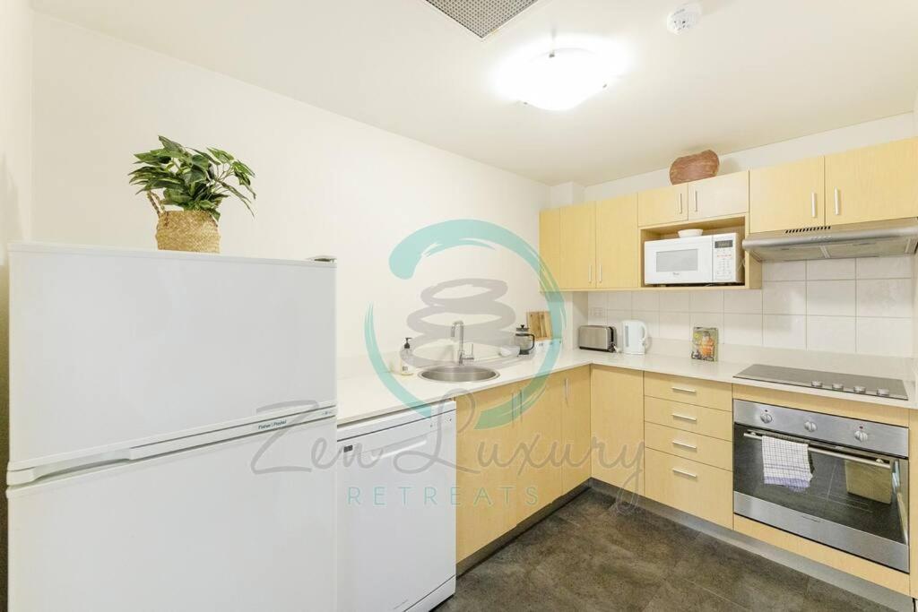 Zen88 Esplanade: 3-Br Luxury Suite Near Waterfront Darwin Exterior photo